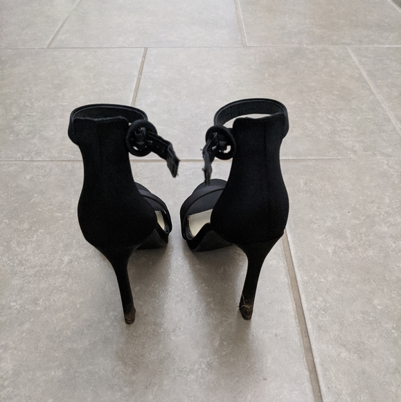 5" Pumps - Picture 3 of 3